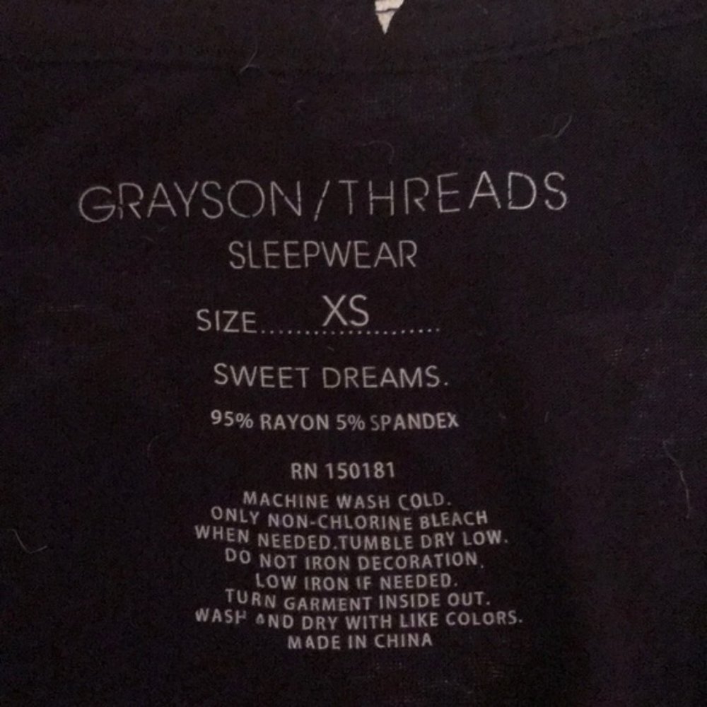 Grayson| Threads - Picture 3 of 3